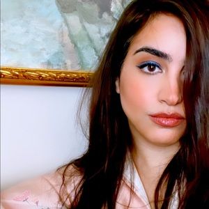 Meet your Posher, Yaffa